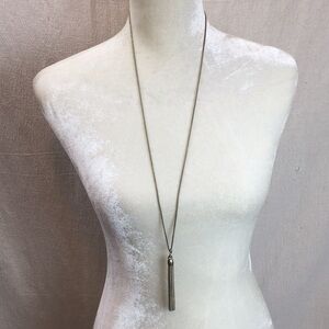 Loft long necklace with chain tassel